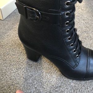 Clark’s jolissa gypsum